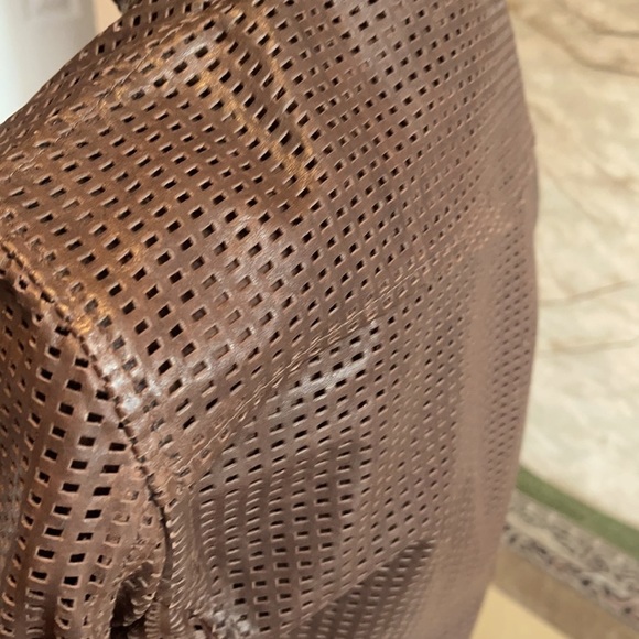 This is a authentic Dolce & GaBBANA leather jacket the color is chocolate brown - Picture 4 of 10